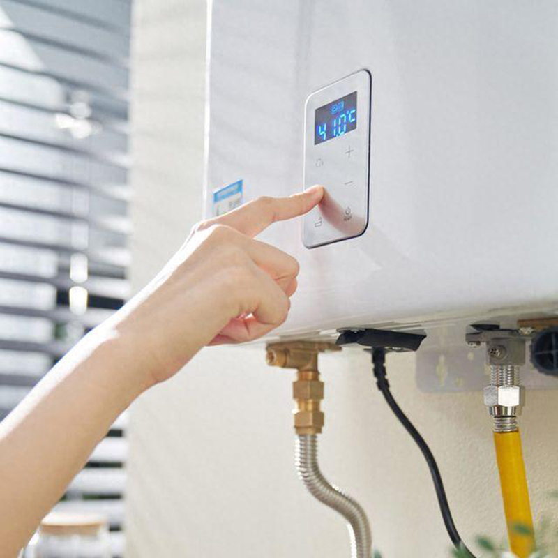 家里热水器总“忽冷忽热”是怎么回事?